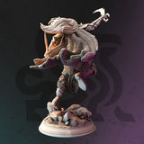 Xandir Nvata / Rogue / Hunter / Ranger / Archer / Pathfinder / DnD / DM Stash / 3D Print / TableTop Miniature / 32mm / 75mm
